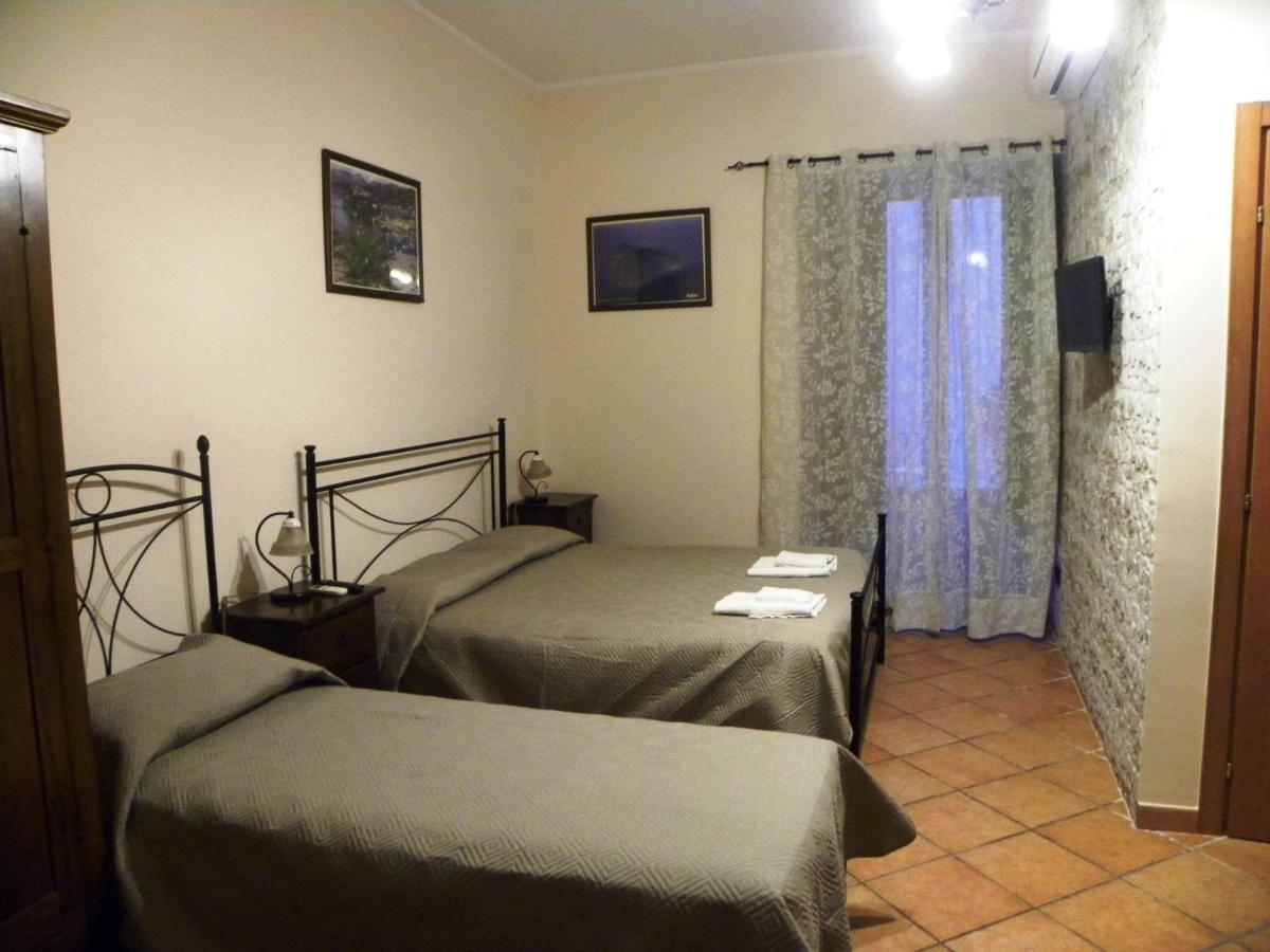 Case Vacanze Albamarina Lipari  Buitenkant foto