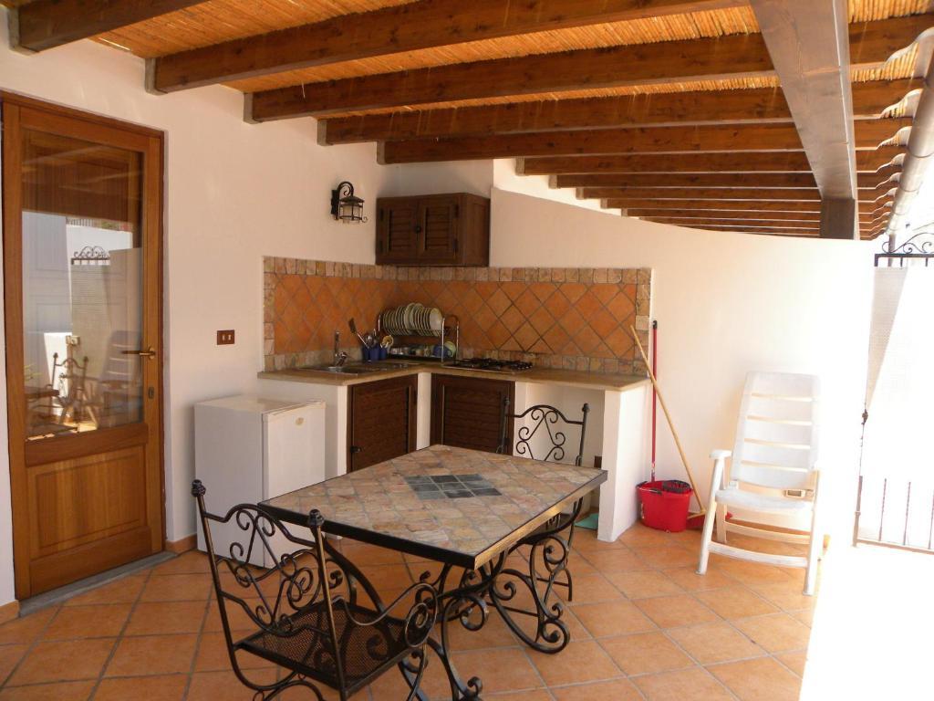 Case Vacanze Albamarina Lipari  Kamer foto
