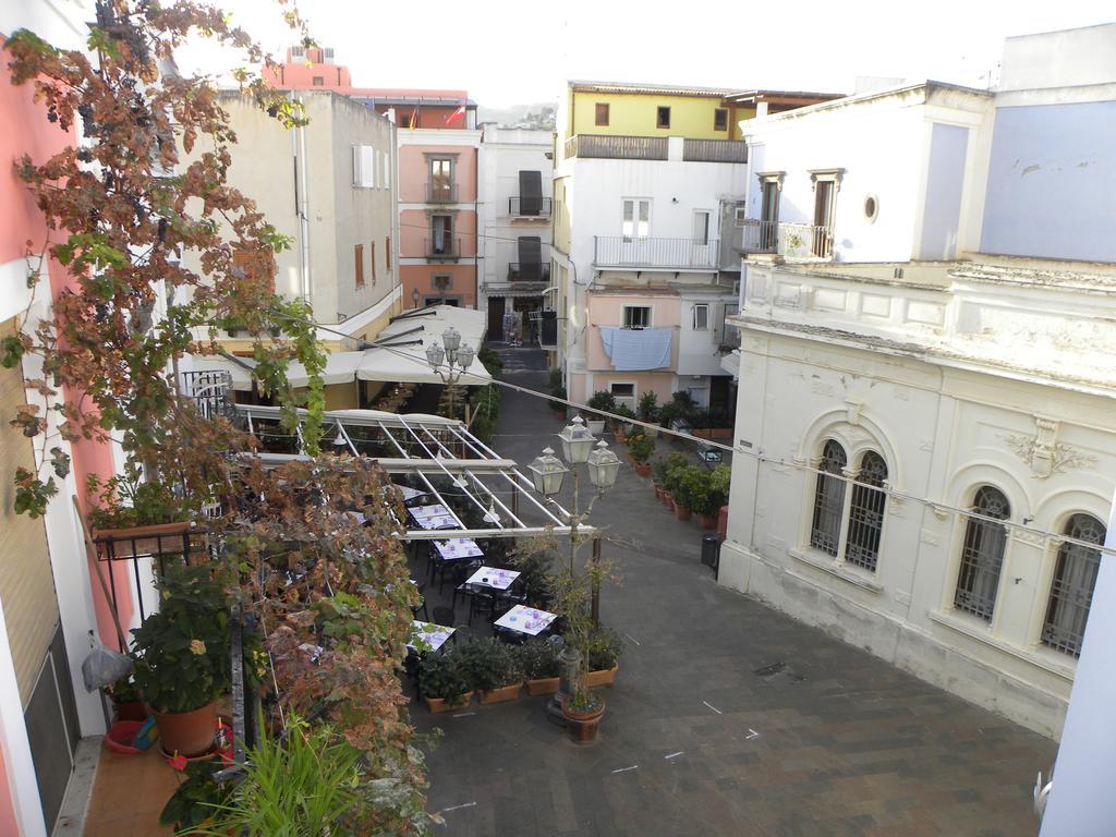 Case Vacanze Albamarina Lipari  Buitenkant foto